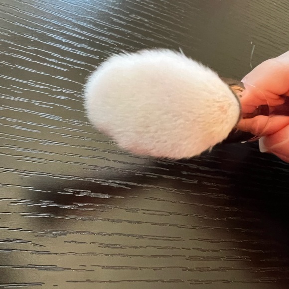 Preowned Real Techniques 301 Flat Contour Brush - Picture 2 of 5